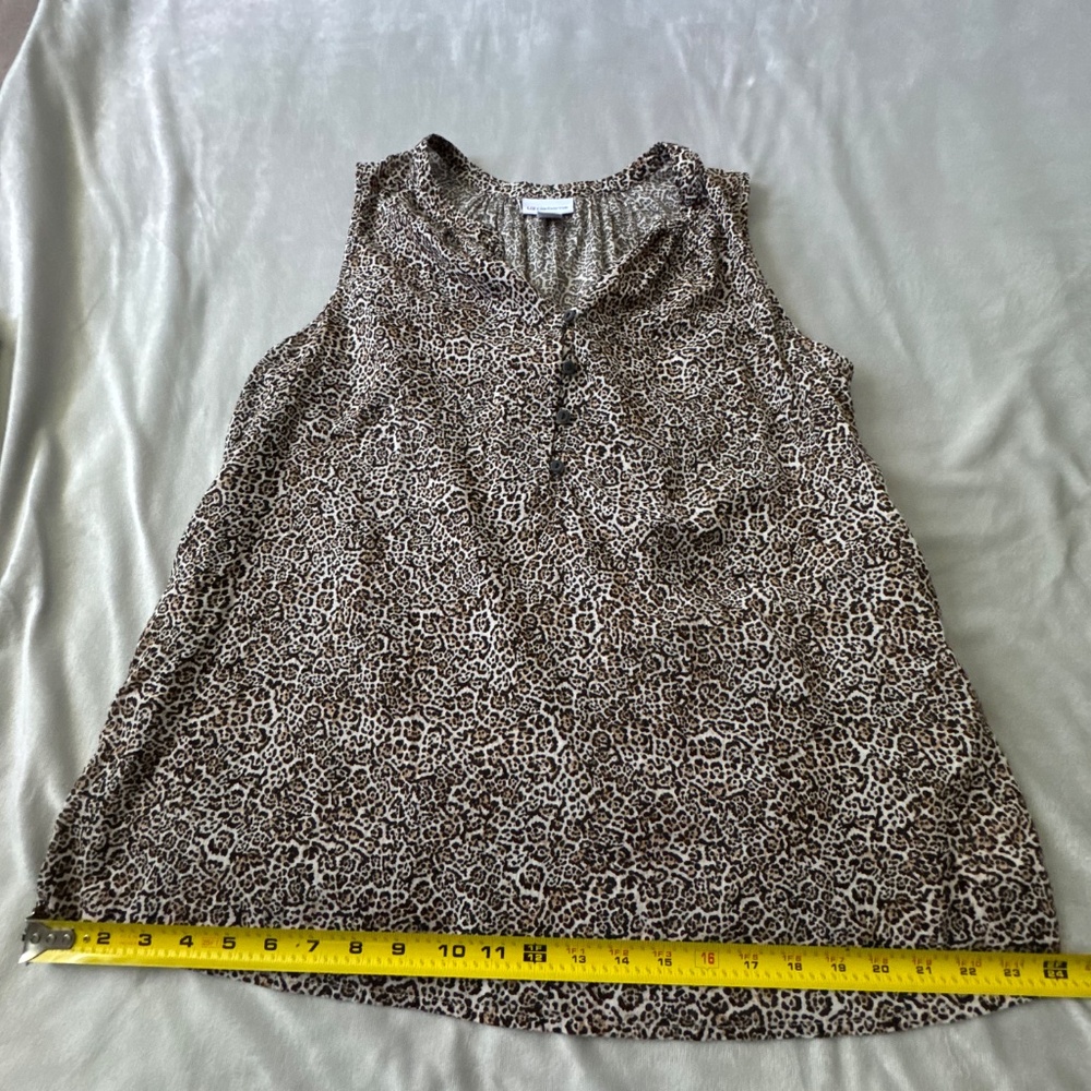 LIZ CLAIBORNE WOMANS BLOUSE - Picture 8 of 9